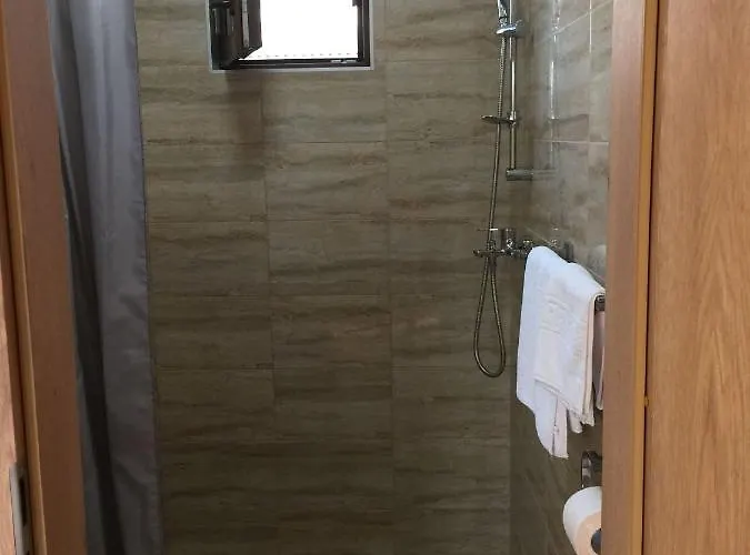 בית הארחה Casa Adina David