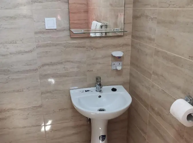 בית הארחה Casa Adina David